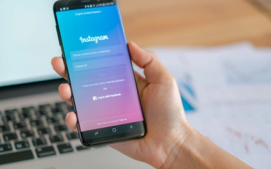 Instagram тества коментари, генерирани от изкуствен интелект